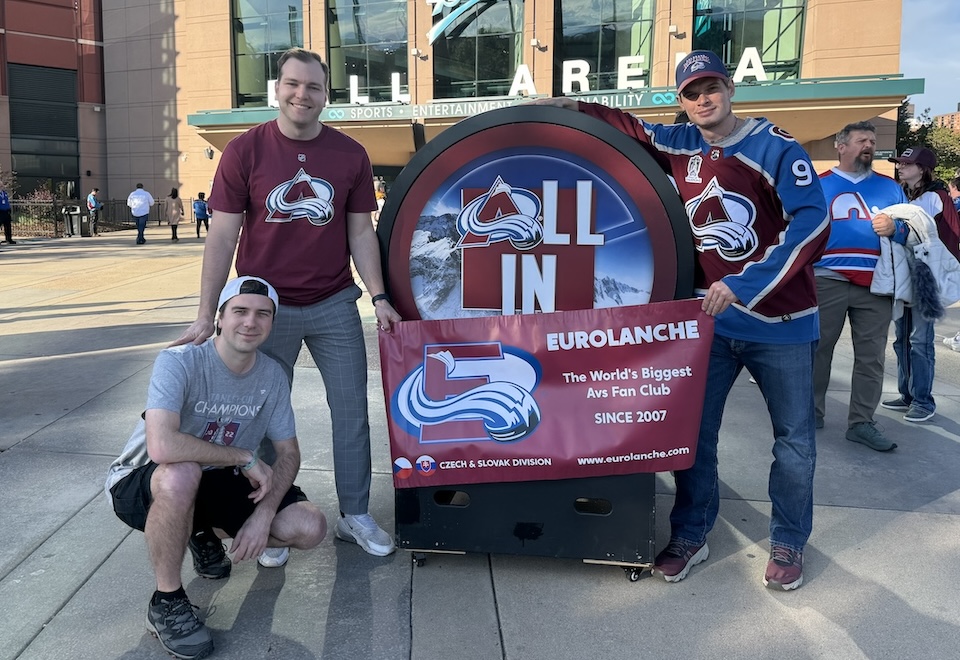 The road to 100 Avs games (14.)